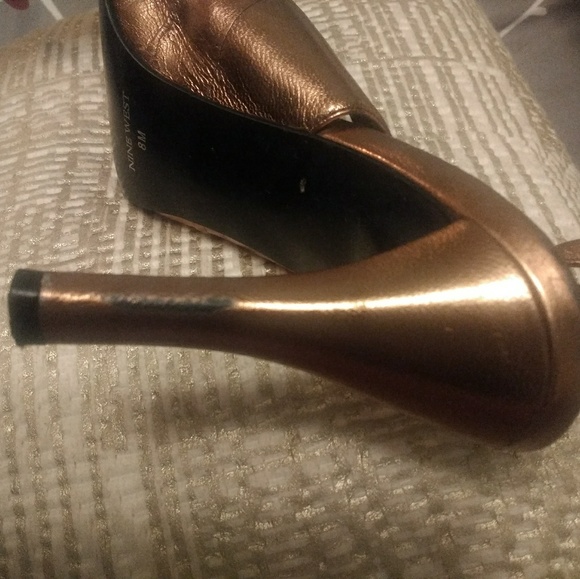 Copper pointed toe sling backs - Picture 2 of 6